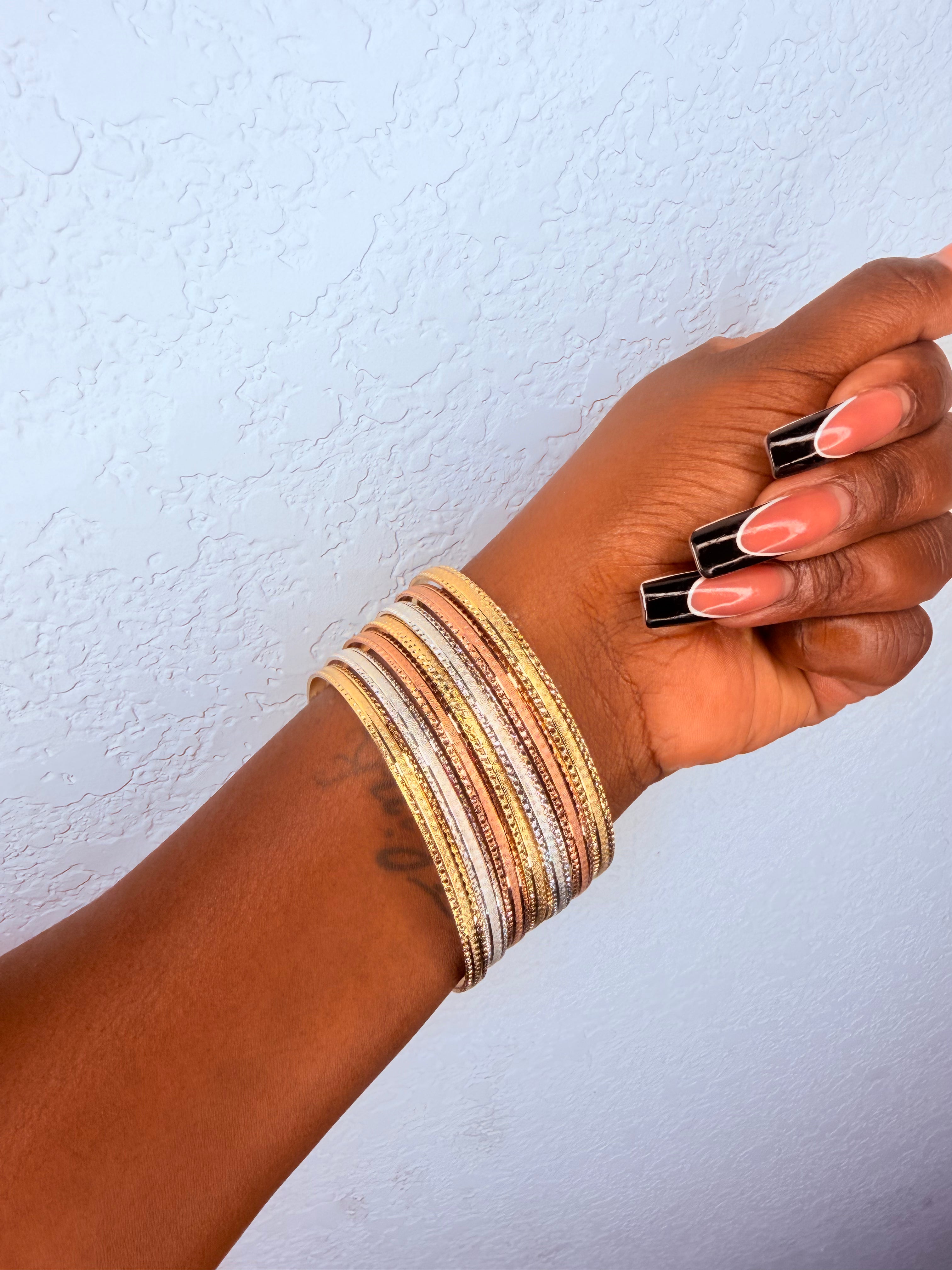 18K BANGLES [Adult]