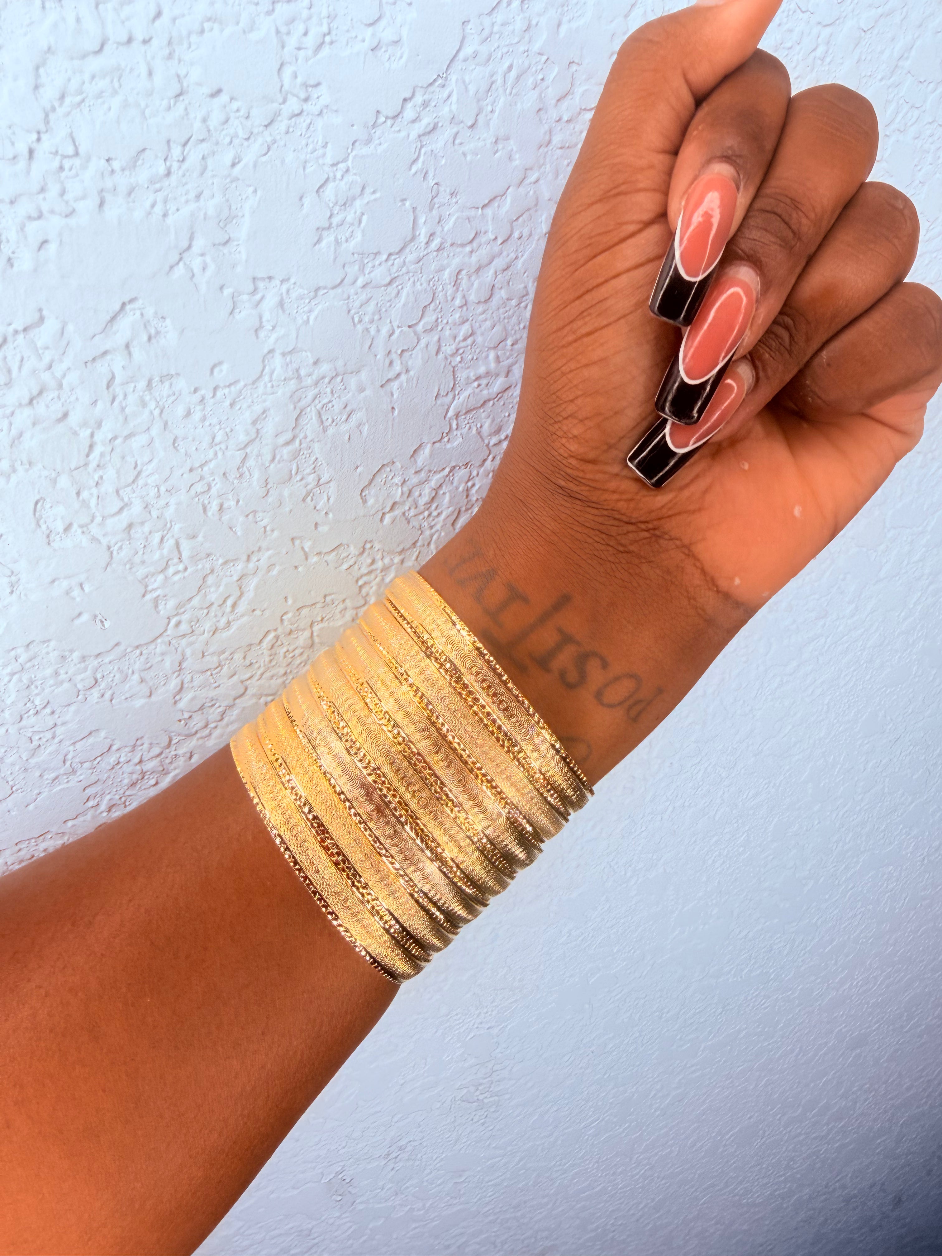 18K BANGLES [Adult]